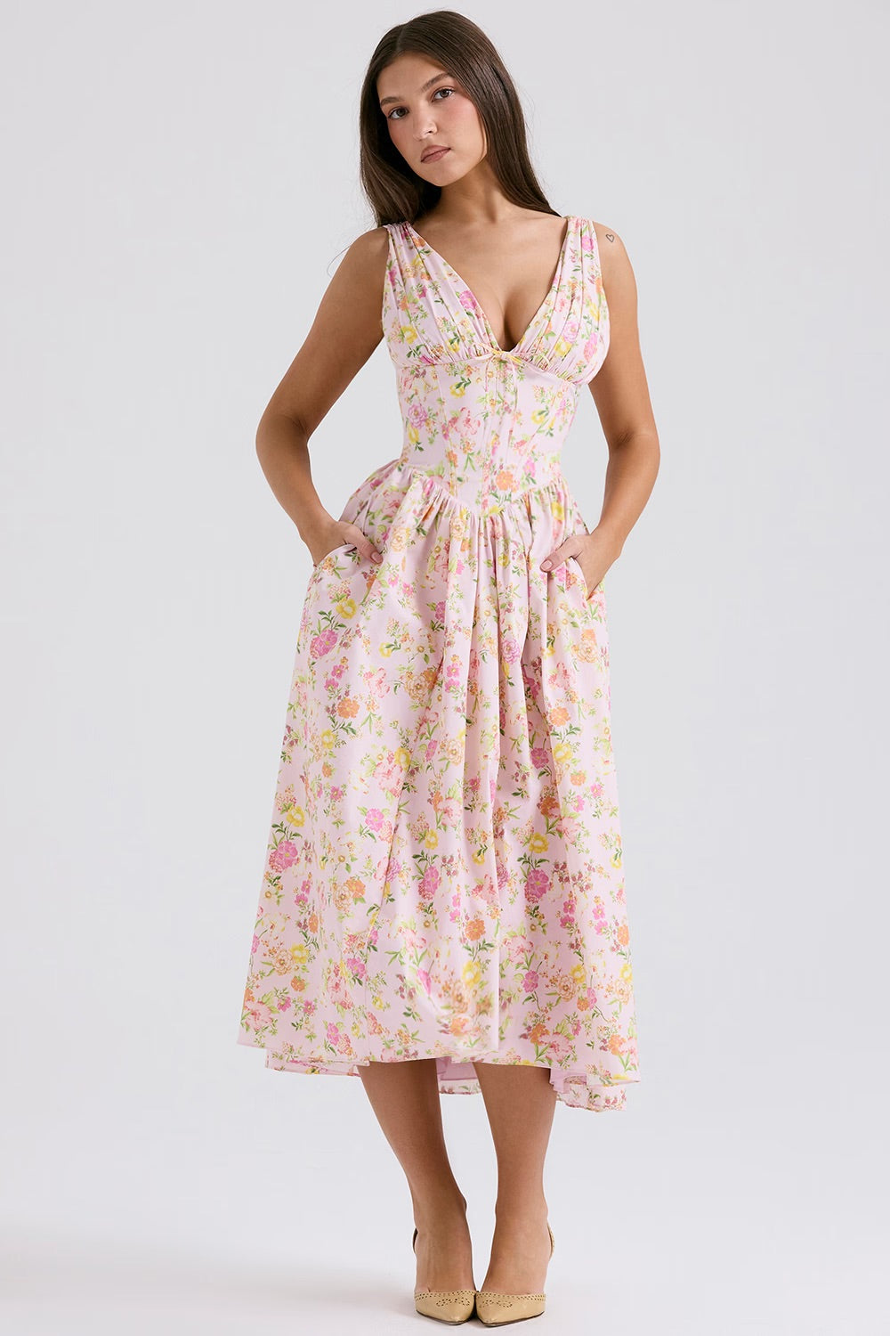 Vivian – Modern Resort Dress