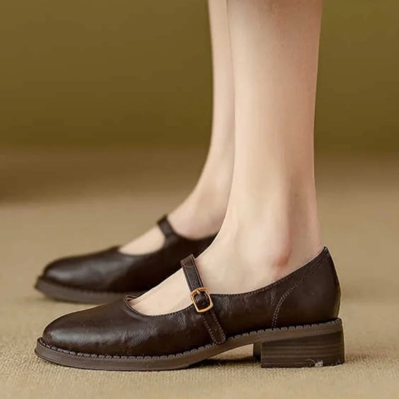 Karen | Classic orthopedic shoes providing comfort