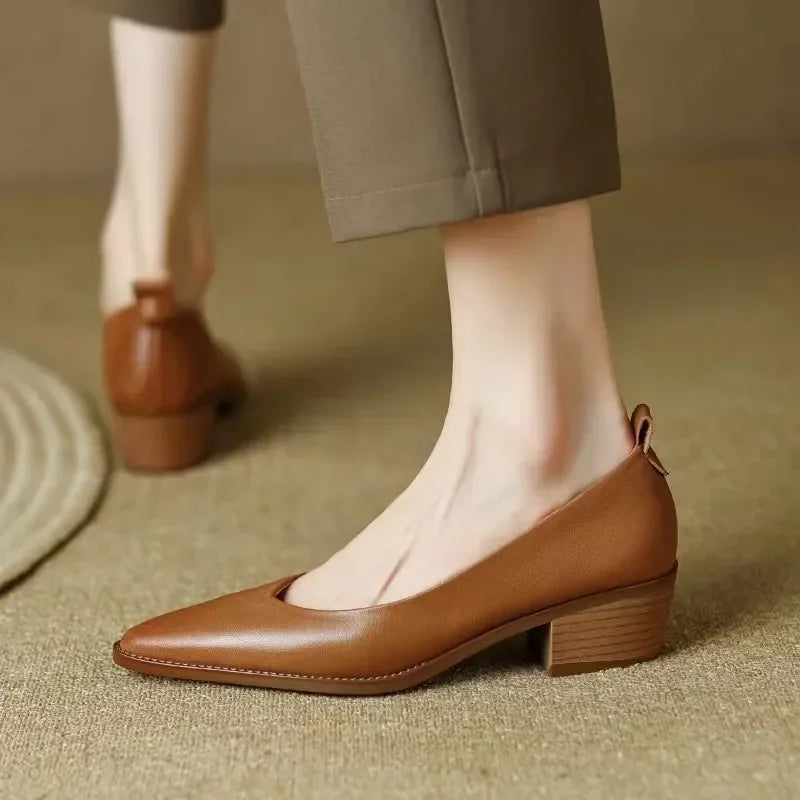 Nancy | Classic Orthopedic Pumps